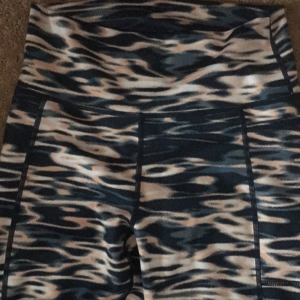Sweaty Betty leggings - Picture 2 of 3